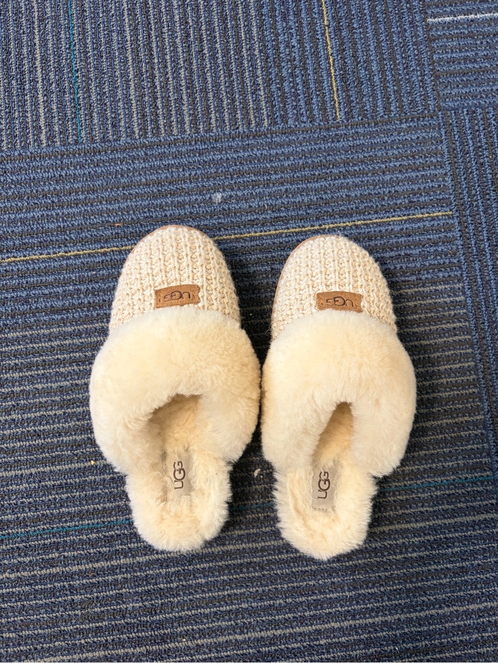 UGG Kids Cream Knit Sheepskin-Lined Slippers